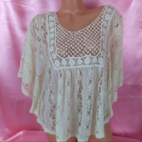 Vivid Collection Other - VIVID COLLECTION Lace Swim Cover Large #1080